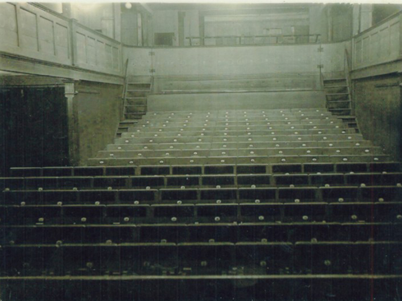 Saal 30er Jahre